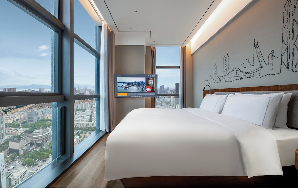 UrCove by Hyatt Shenzhen Bay Nanyou 6/50