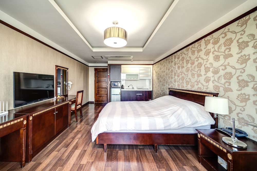 Geoje Oasis Hotel 6/36
