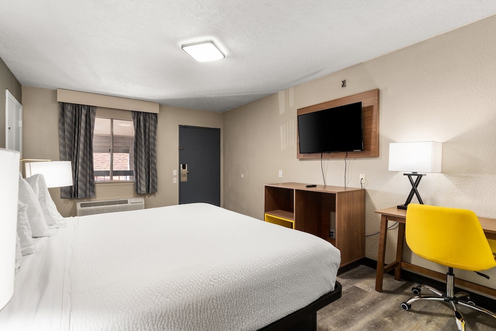 Days Inn by Wyndham Albuquerque Northeast 22/45