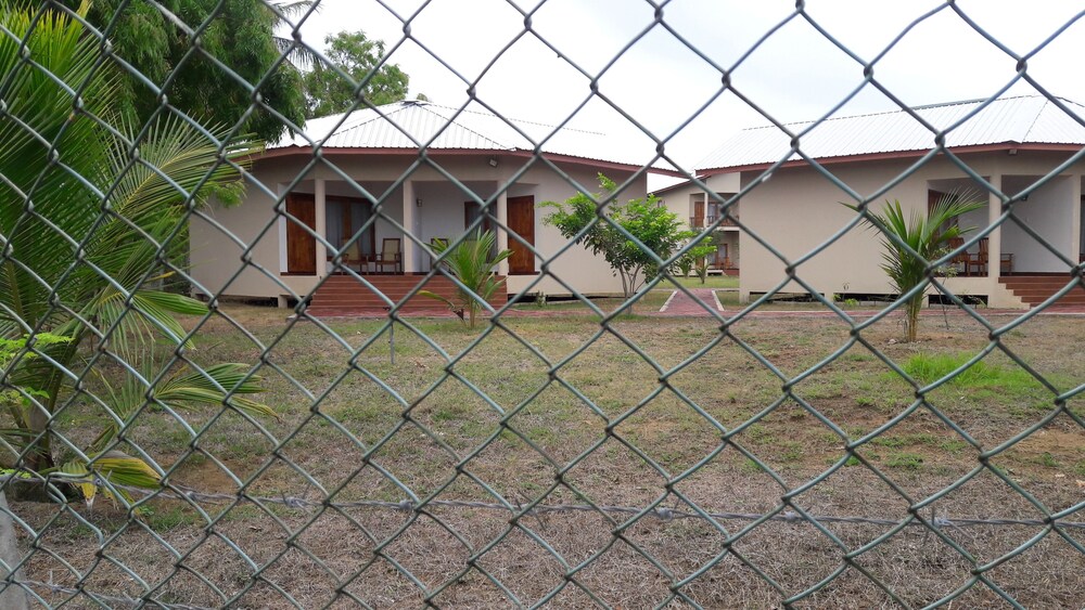 Naaval Hotel 38/45