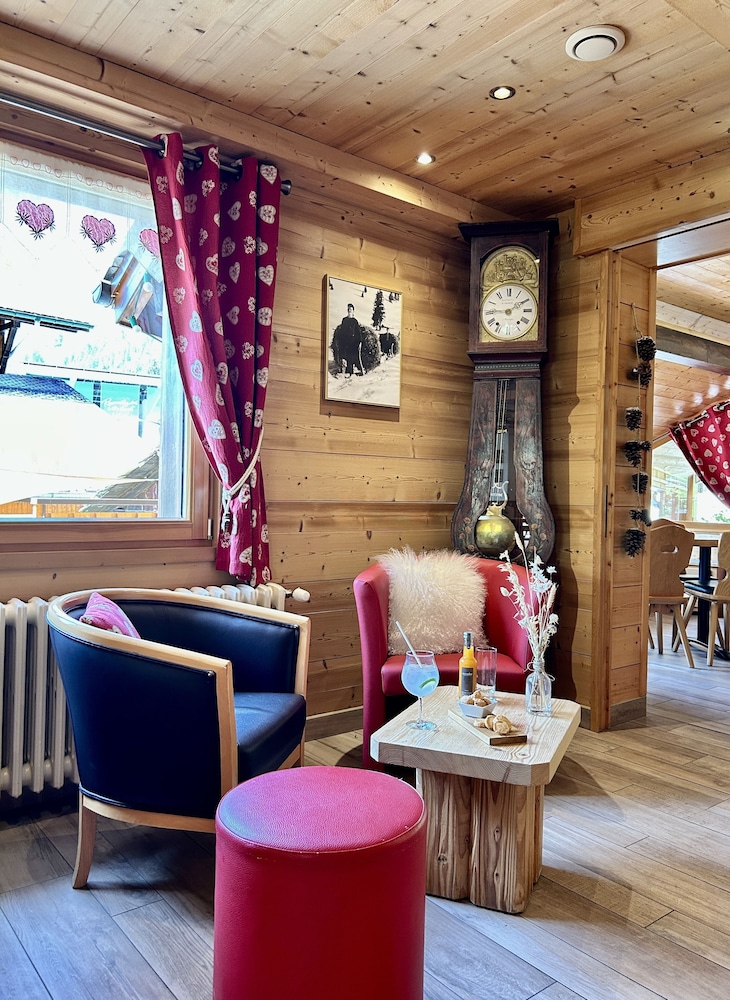 Hotel Les Prodains 25/50