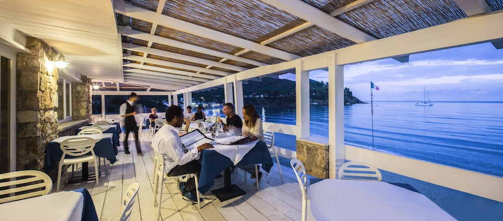 Uappala Hotel Lacona 39/59