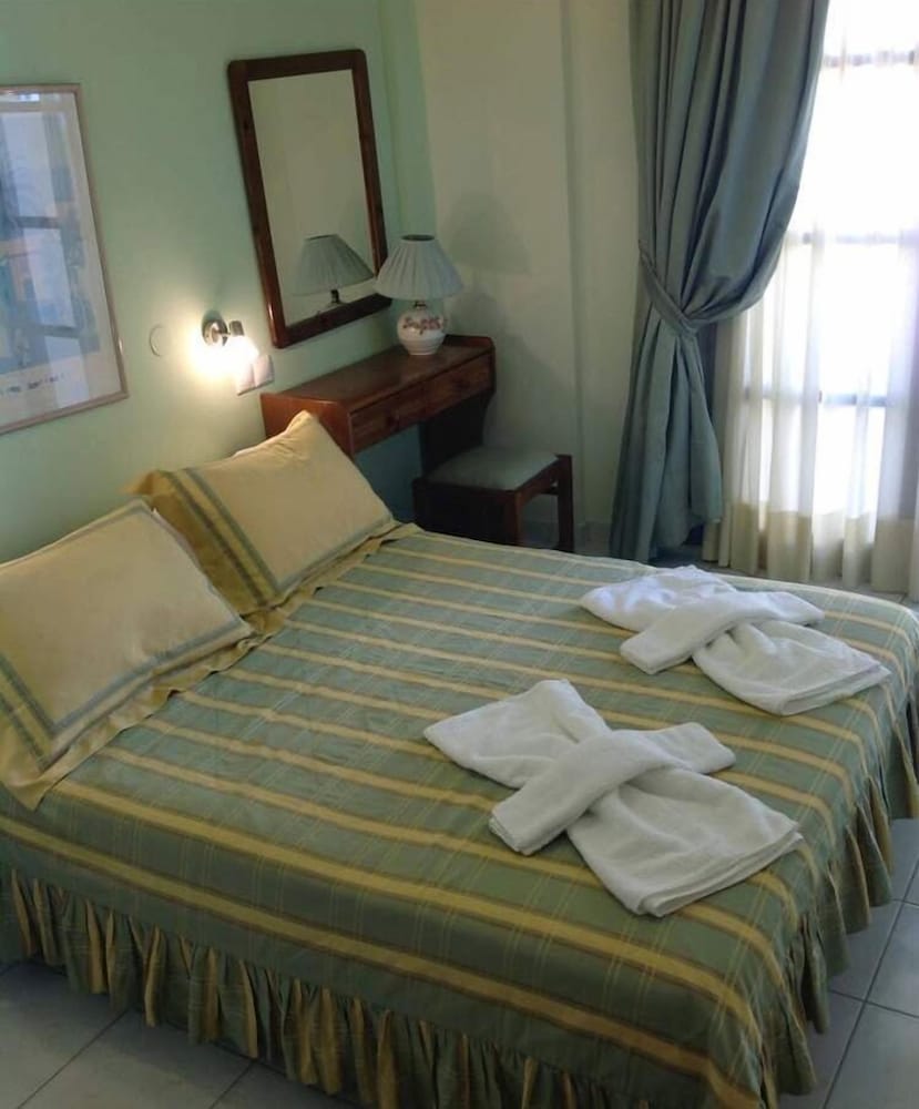 Asterias Studios Apartments 9/50