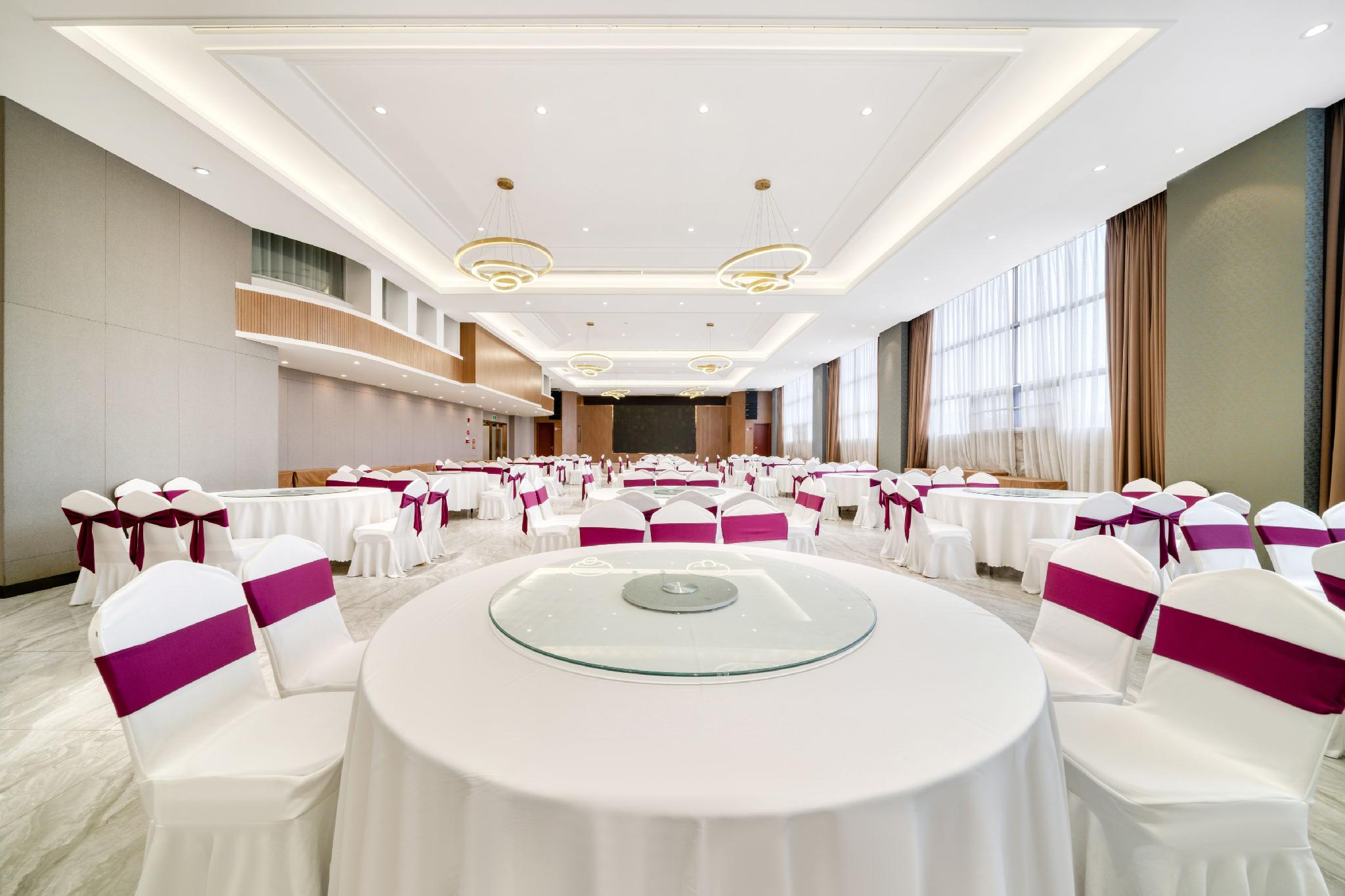 Eastern Haitang Hotel 28/30