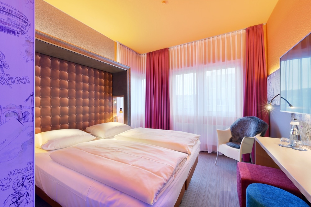 DESIGN, KING BED