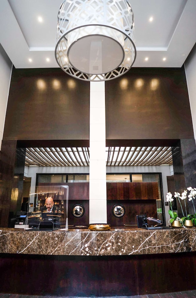 Hotel 93 Luxury Residences 9/69
