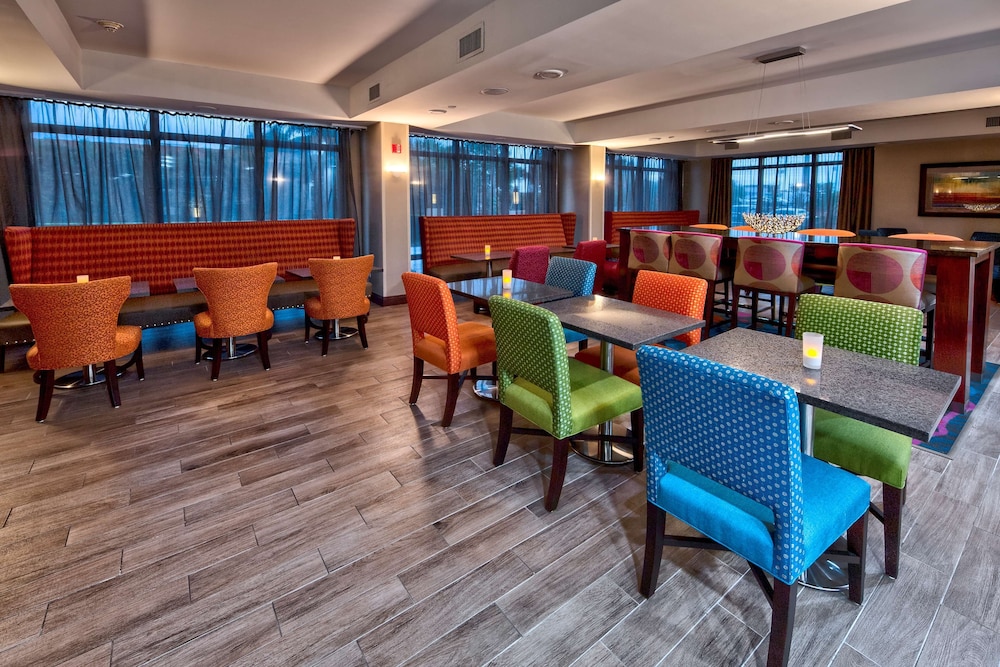 Hampton Inn Orlando Maingate South 32/42