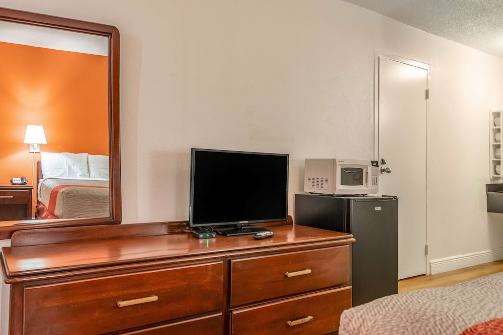 Motel6 Natchitoches, LA 49/55