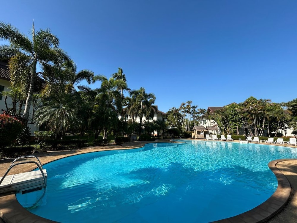 Teak Garden Spa Resort 26/50