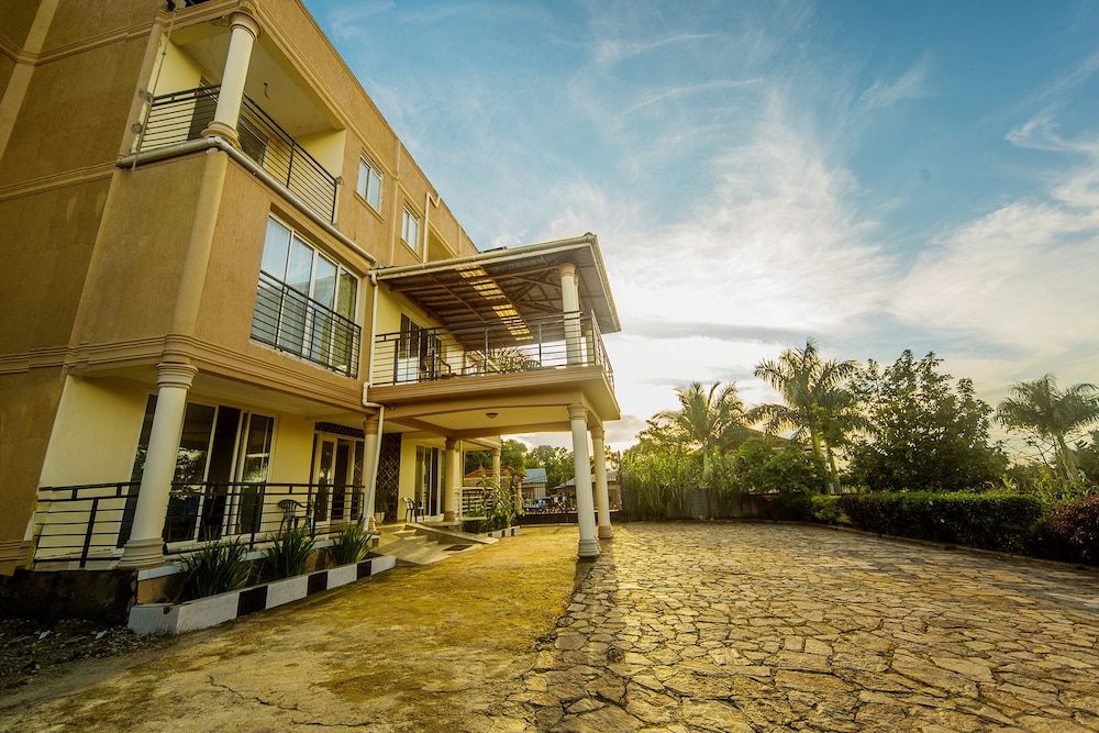 Hotel Royal Nest 40/50