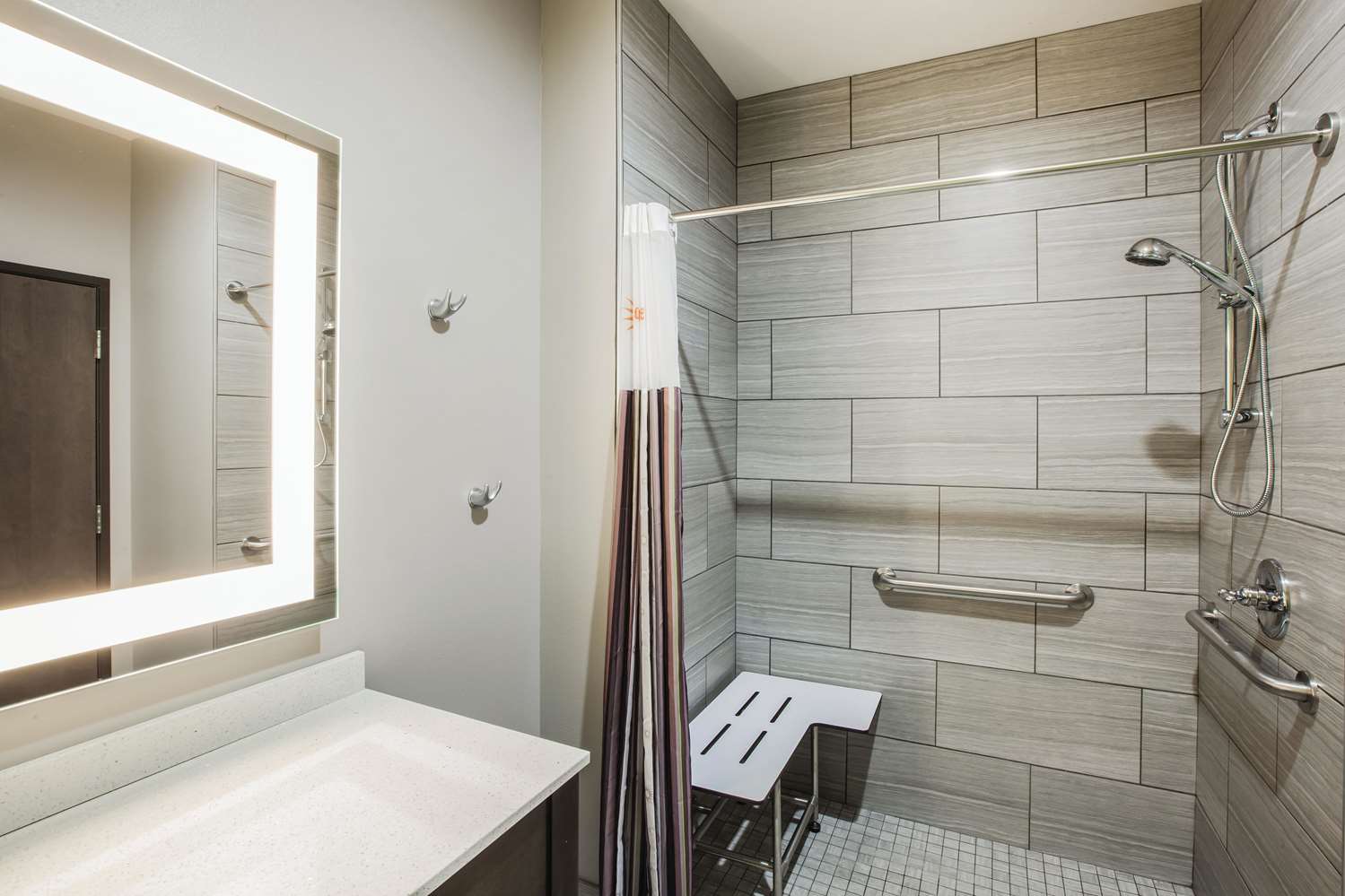 La Quinta Inn & Suites by Wyndham Baton Rouge - Port Allen 18/18