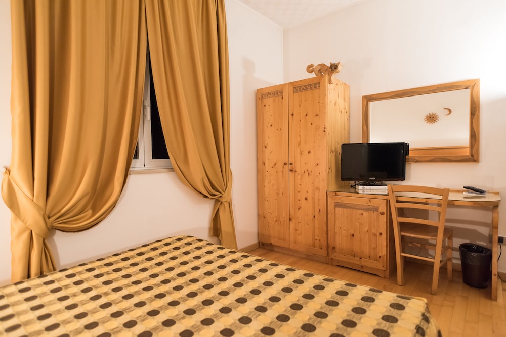 Hotel Gialletti 38/48