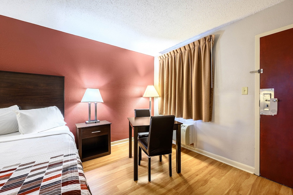 Red Roof Inn Sylacauga 26/34