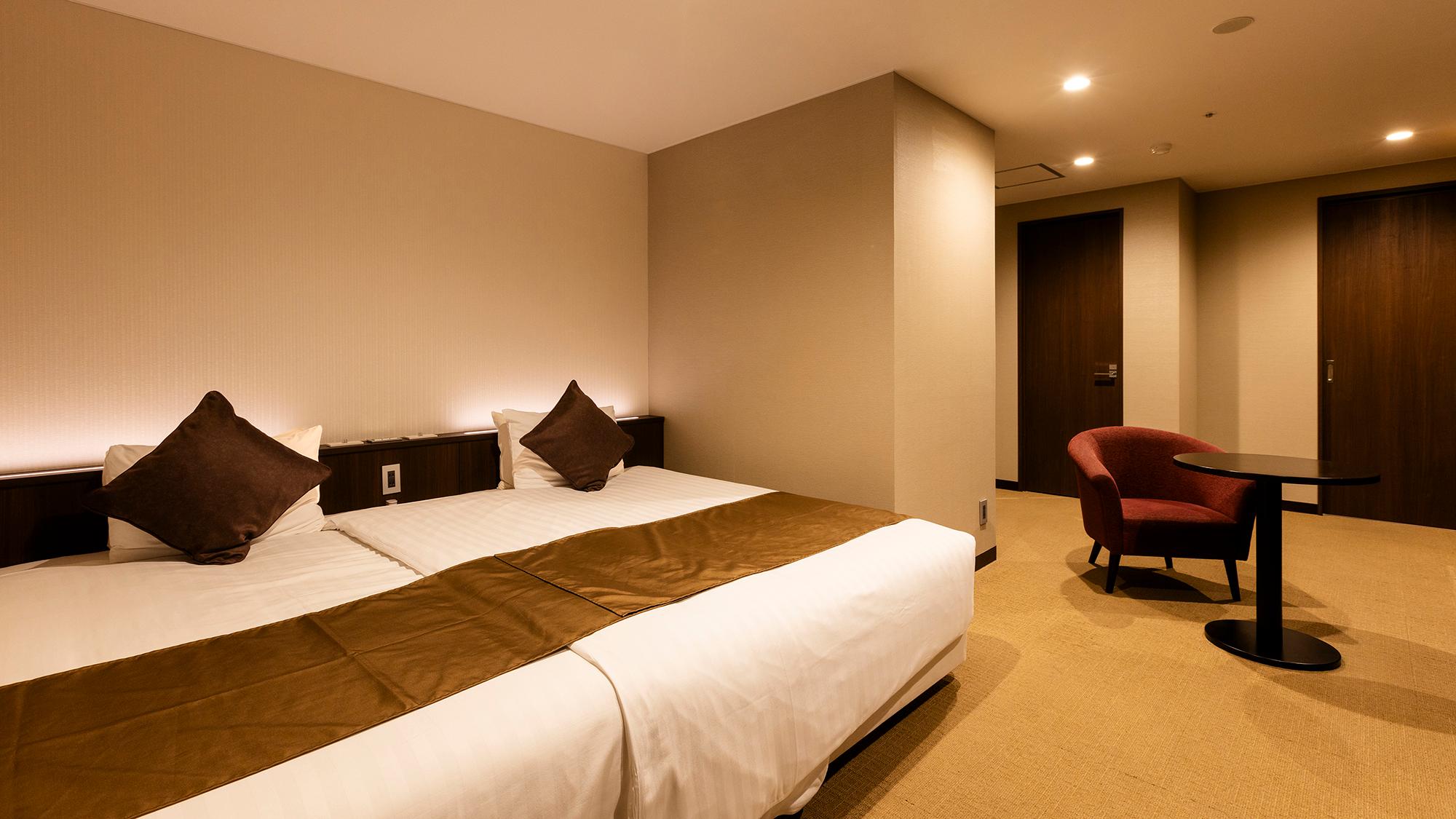 Hollywood, Luxury, Twin Beds