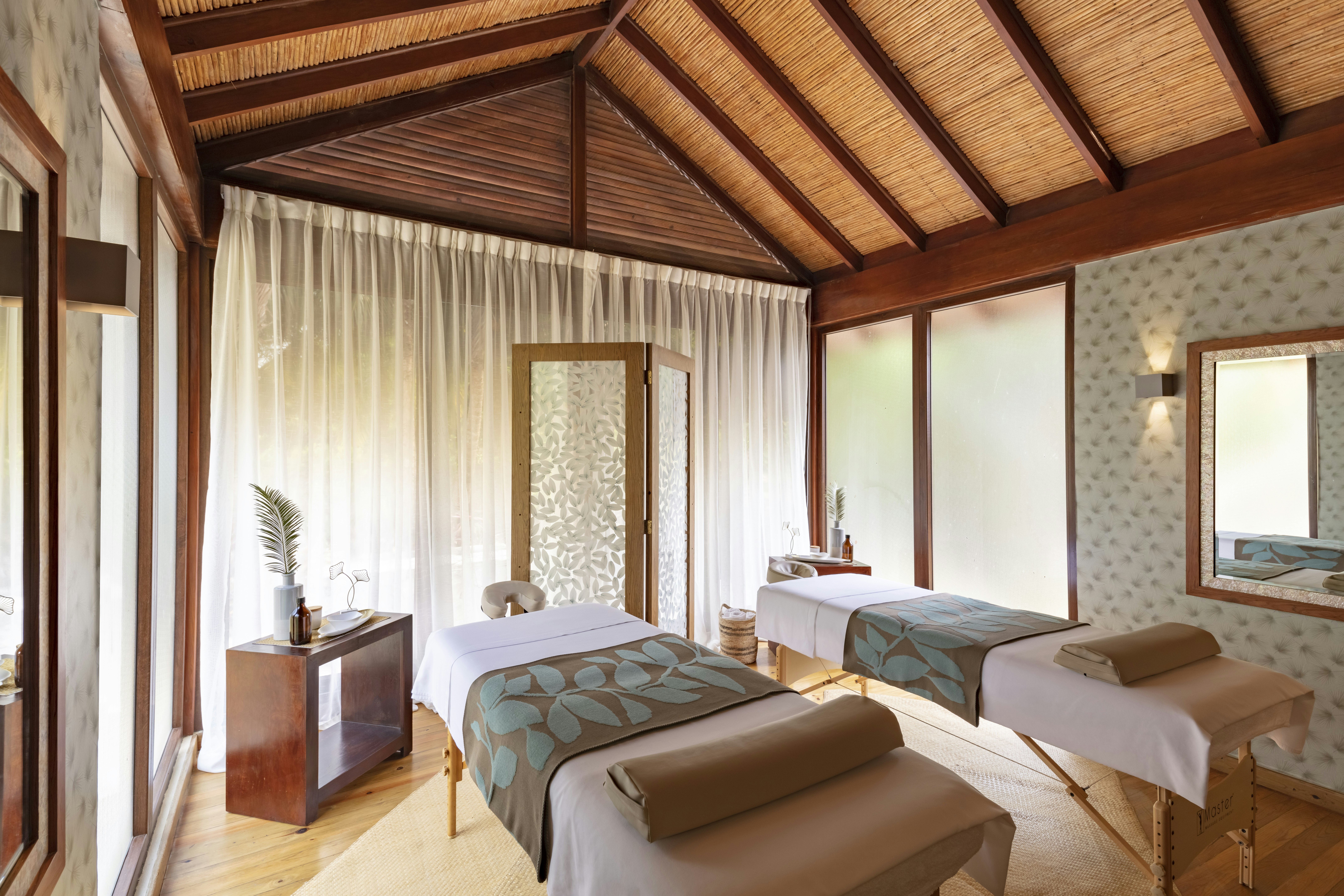 Indura Beach & Golf Resort Curio Collection by Hilton 13/50