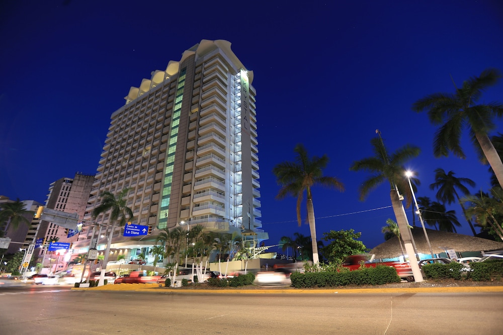 Krystal Beach Acapulco 5/98