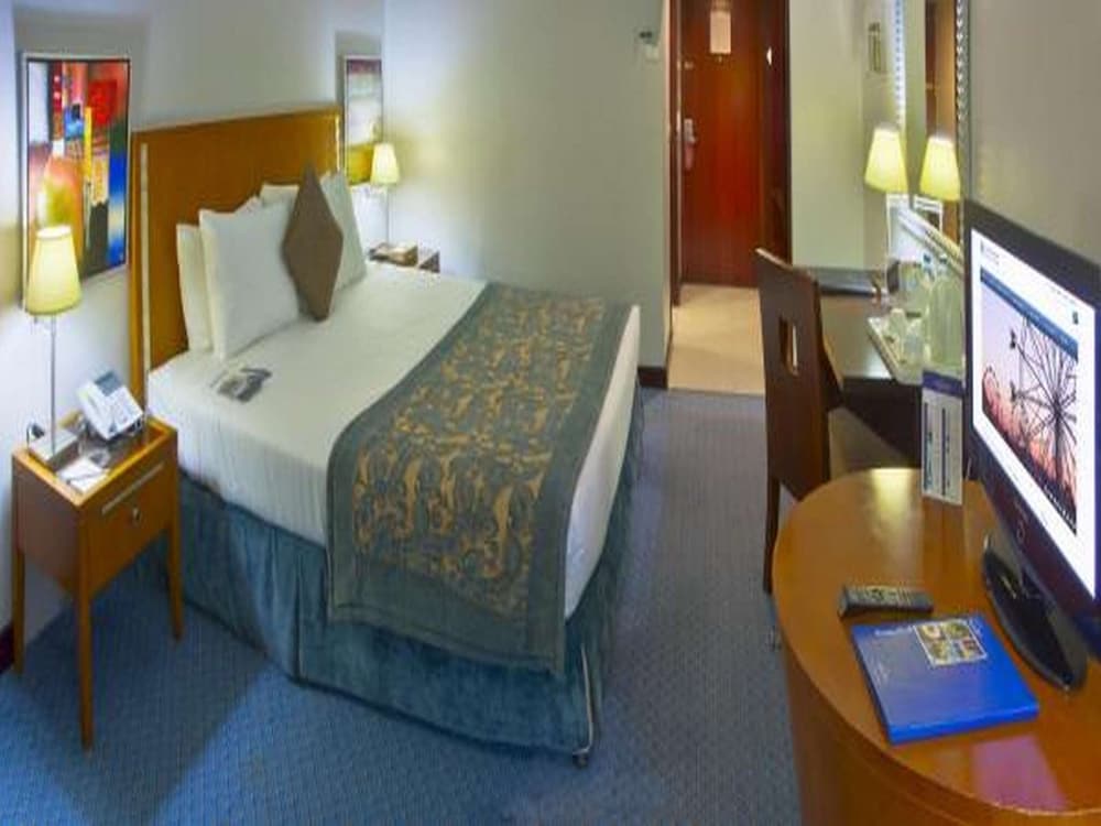 فندق جولدن توليب الخبر كورنيش(Golden Tulip Al Khobar) 28/81
