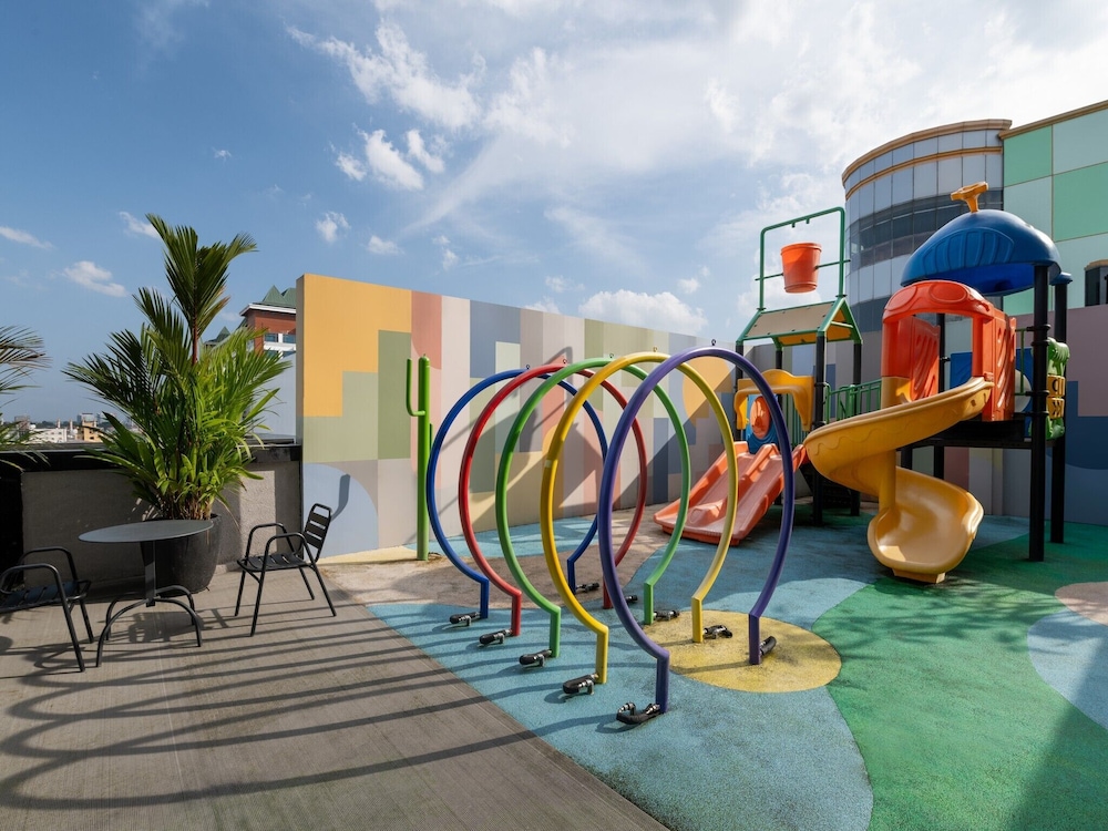 Grand Zuri Pekanbaru 39/45
