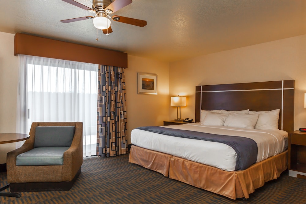 Harbor House Inn 18/50