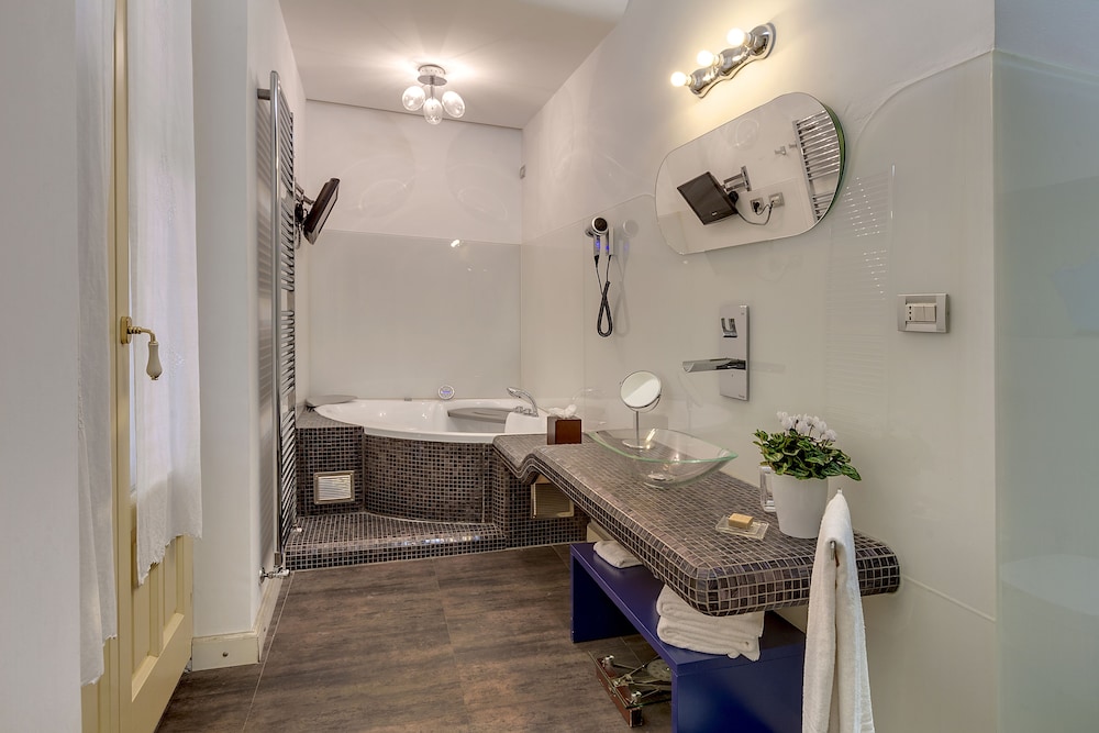 Antica Badia Relais 20/79
