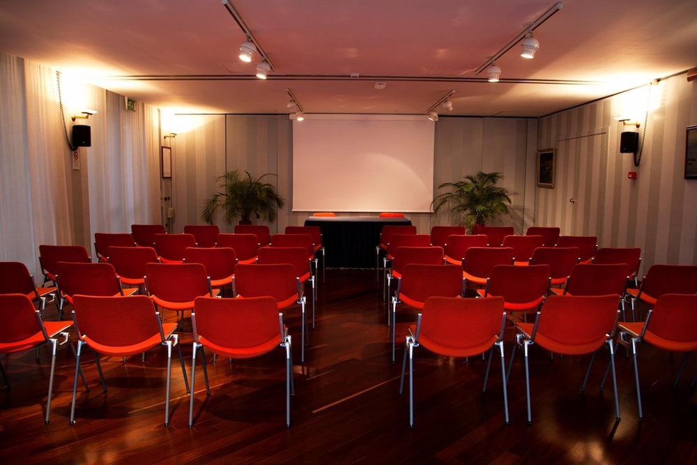 Hotel Crivis 42/51
