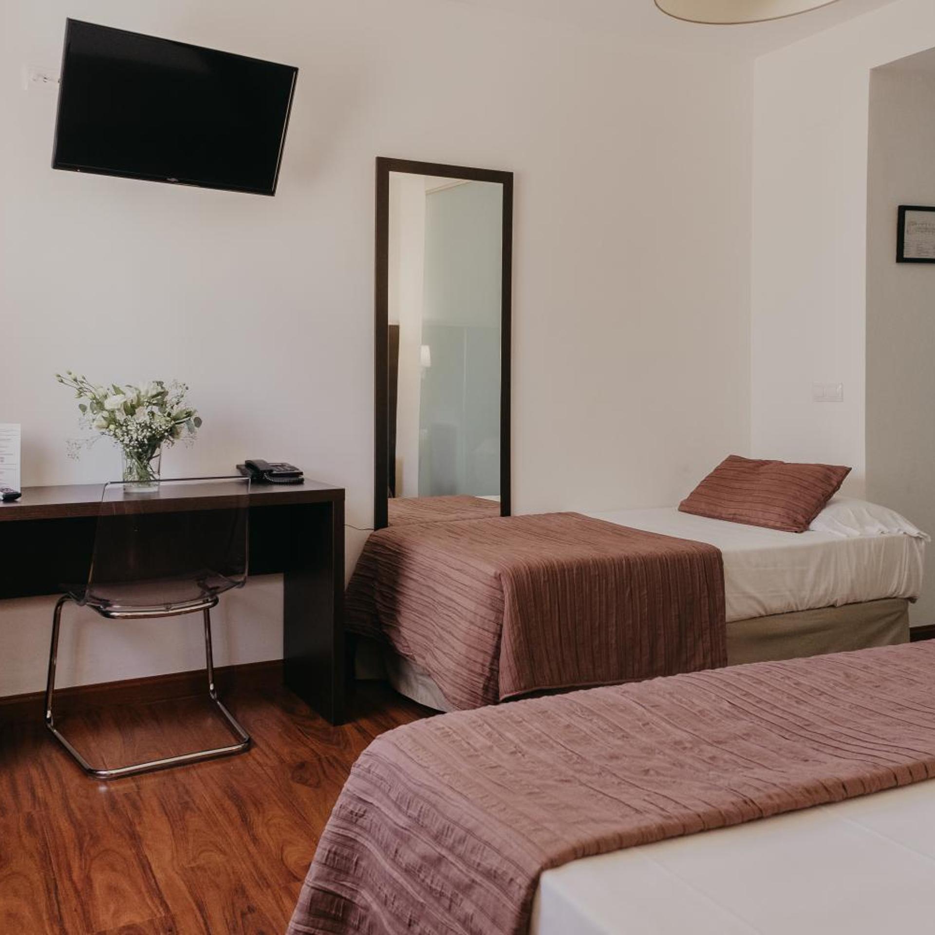 MARE HOTEL 20/53