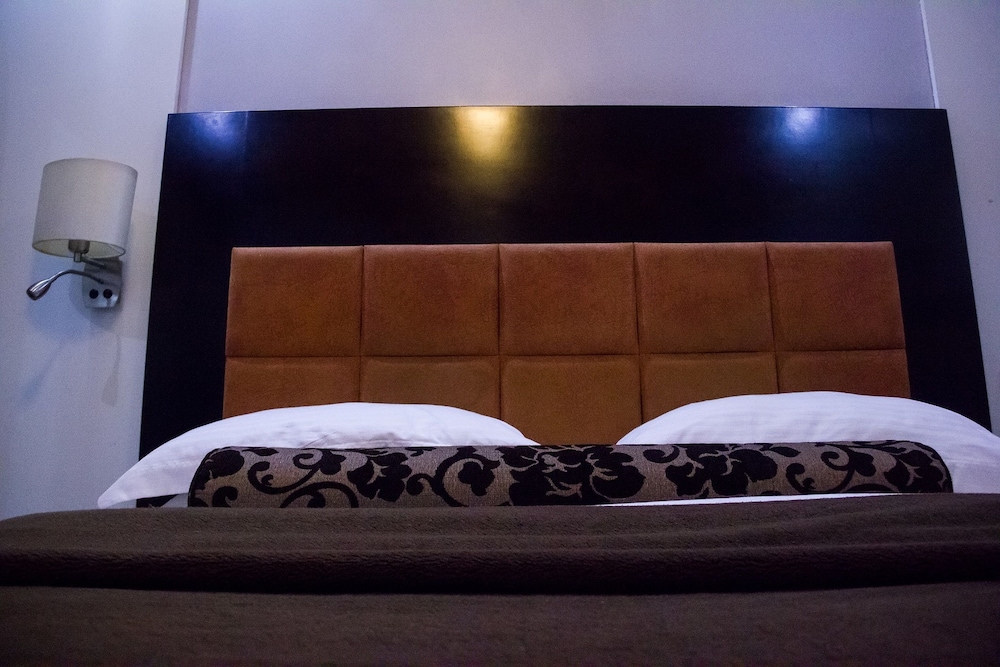 Best Western Starfire Hotel 42/75
