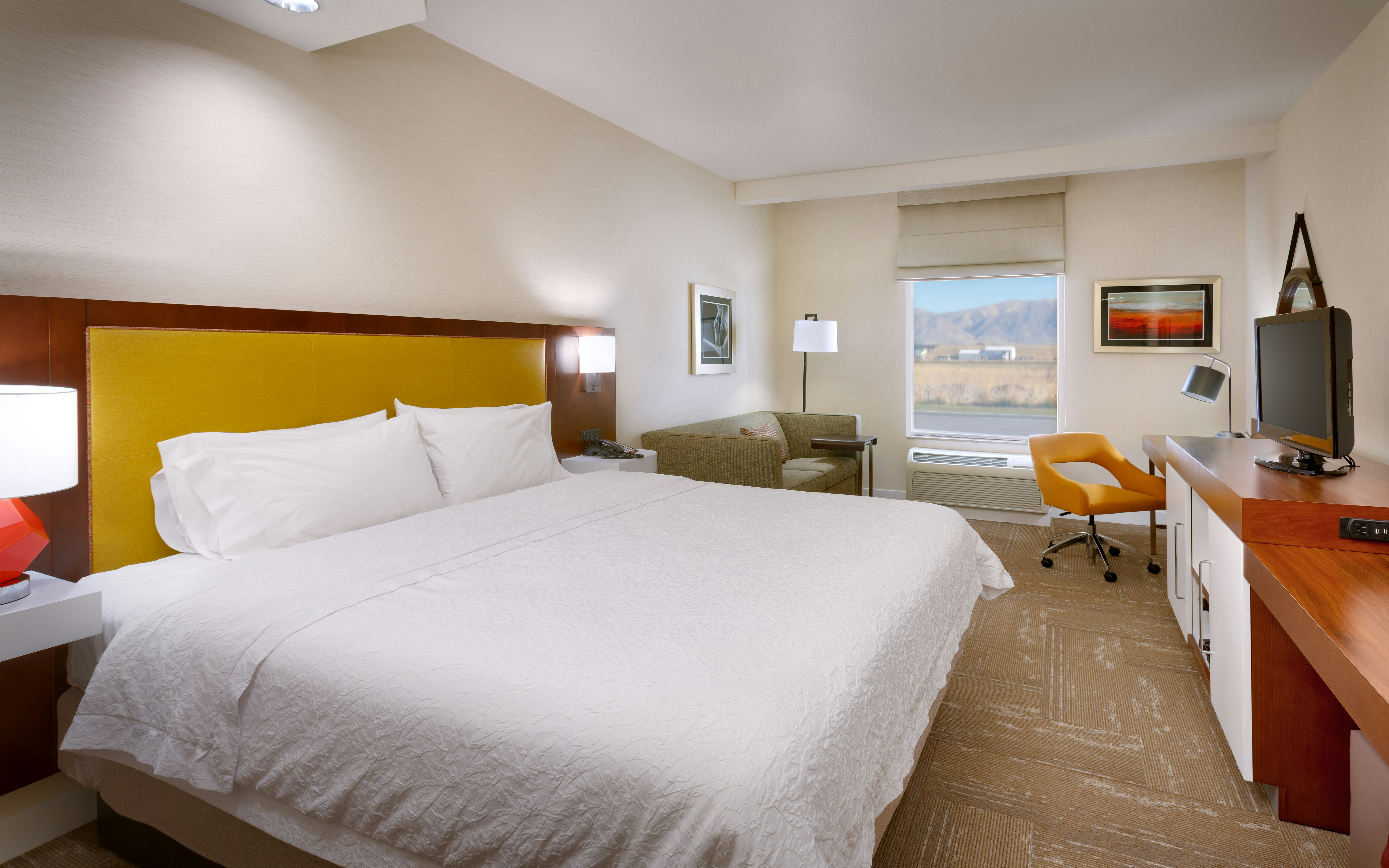 Room, Queen Bed, Sofa, Accessible