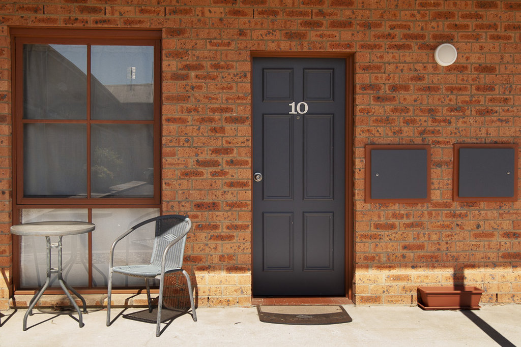 Bega Downs Motor Inn 41/44