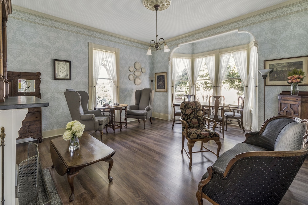 Gosby House Inn A Four Sisters Inn 46/57
