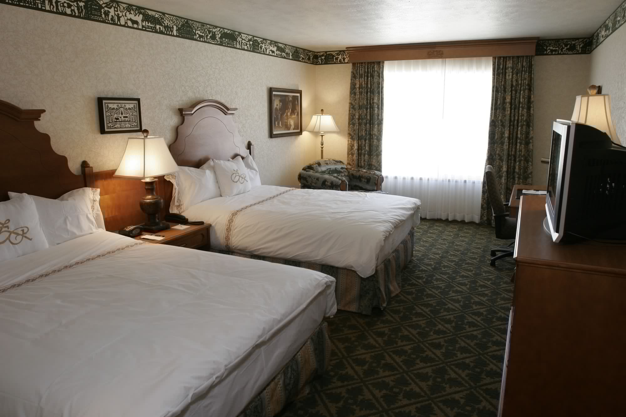 2 Bedrooms, Island, Suite, 2 Queen Beds