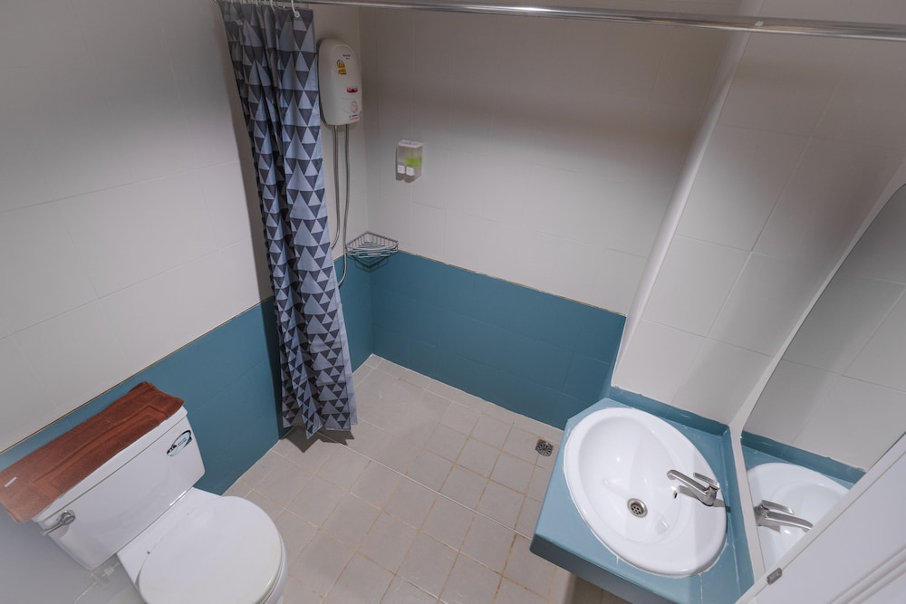 Don Muang Hotel 61/62