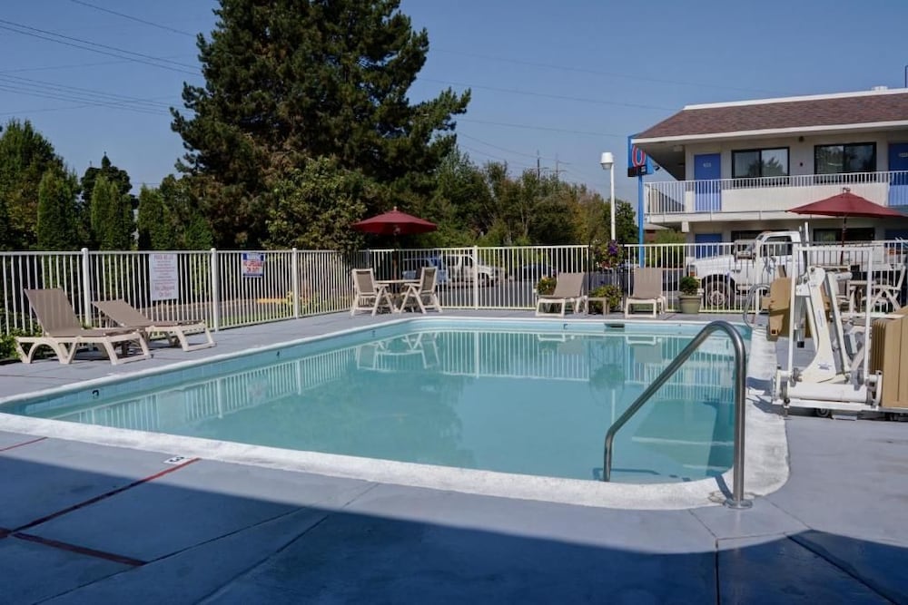 Motel6 Springfield, OR - Eugene North 39/49