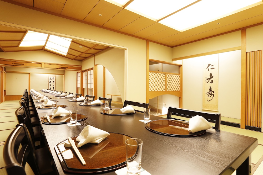 UTSUNOMIYA TOBU HOTEL GRANDE 58/60