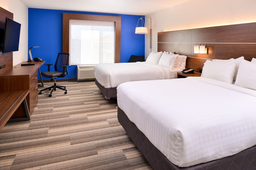 Holiday Inn Express Hotel & Suites Urbana-Champaign(U Of I Area) 27/74