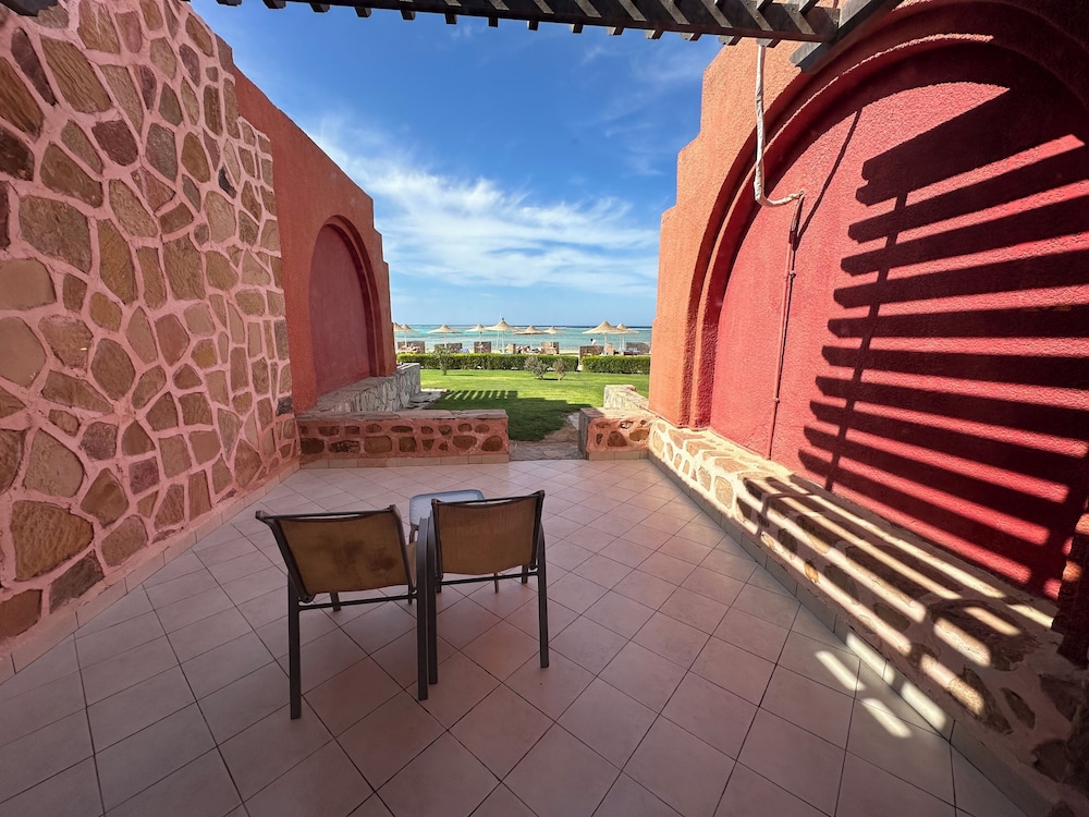 Swisstouch Oriental Resort Marsa Alam 28/50
