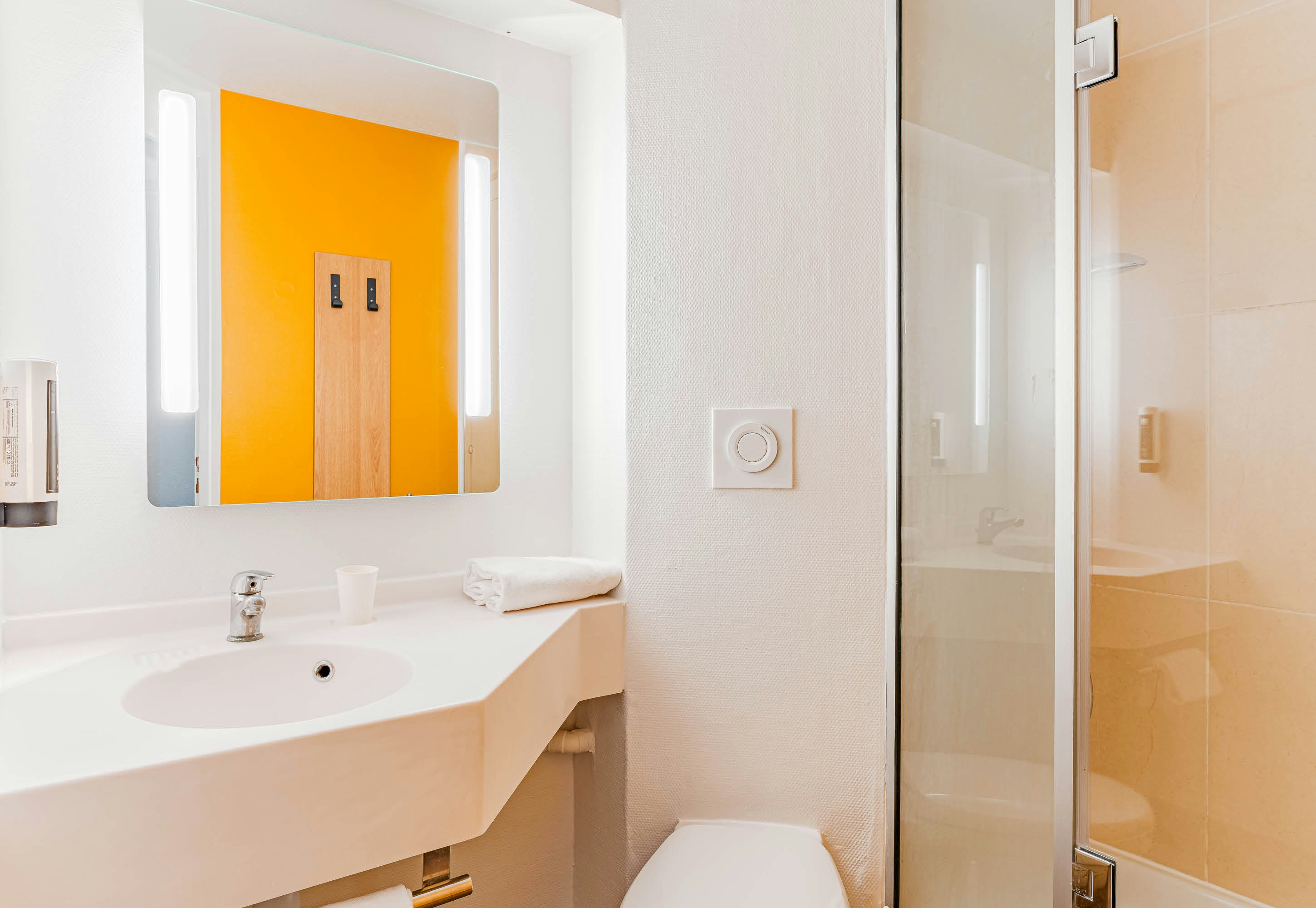 B&B HOTEL Poitiers 3 Futuroscope 26/28