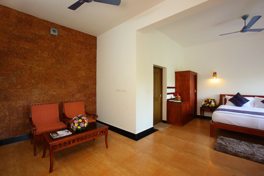 Arayal Resorts: A Unit of Sharoy Resort 10/49