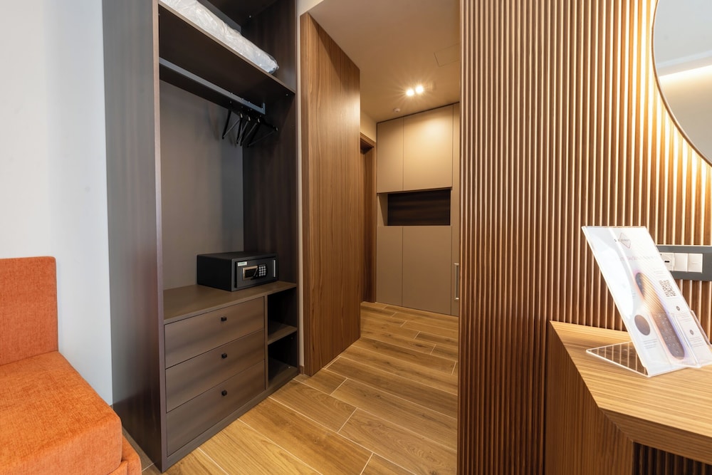 Nap Luxury Guest House 29/50