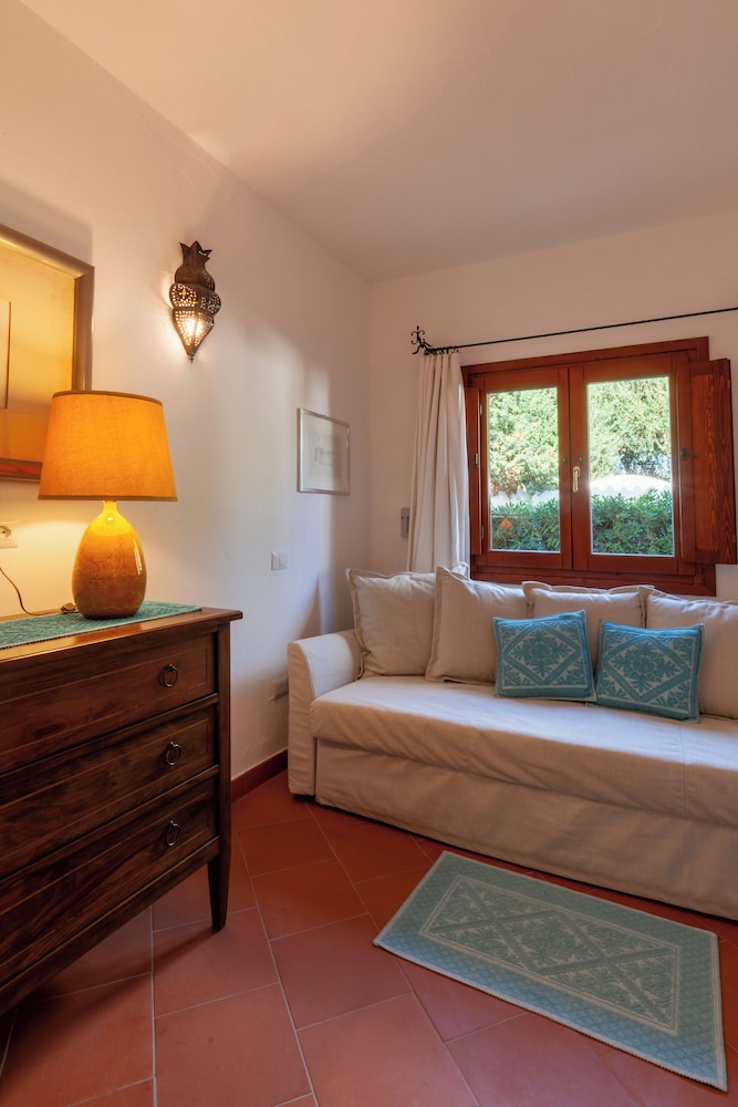Nora Club Hotel and Spa 40/60