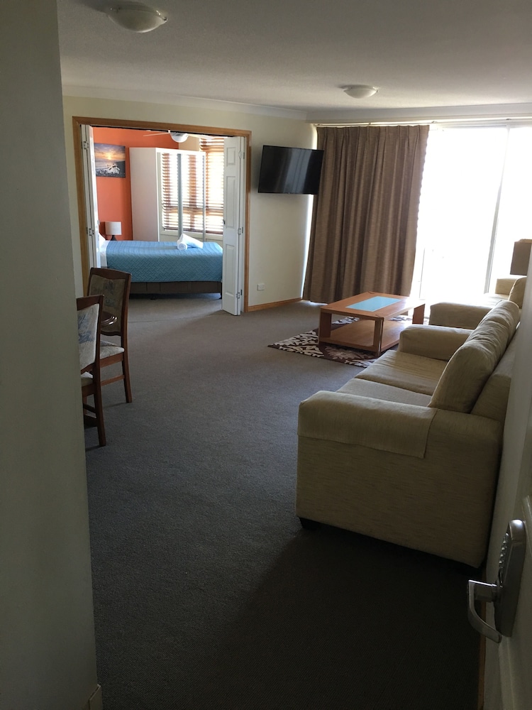 Bel Air on Broadbeach 36/50