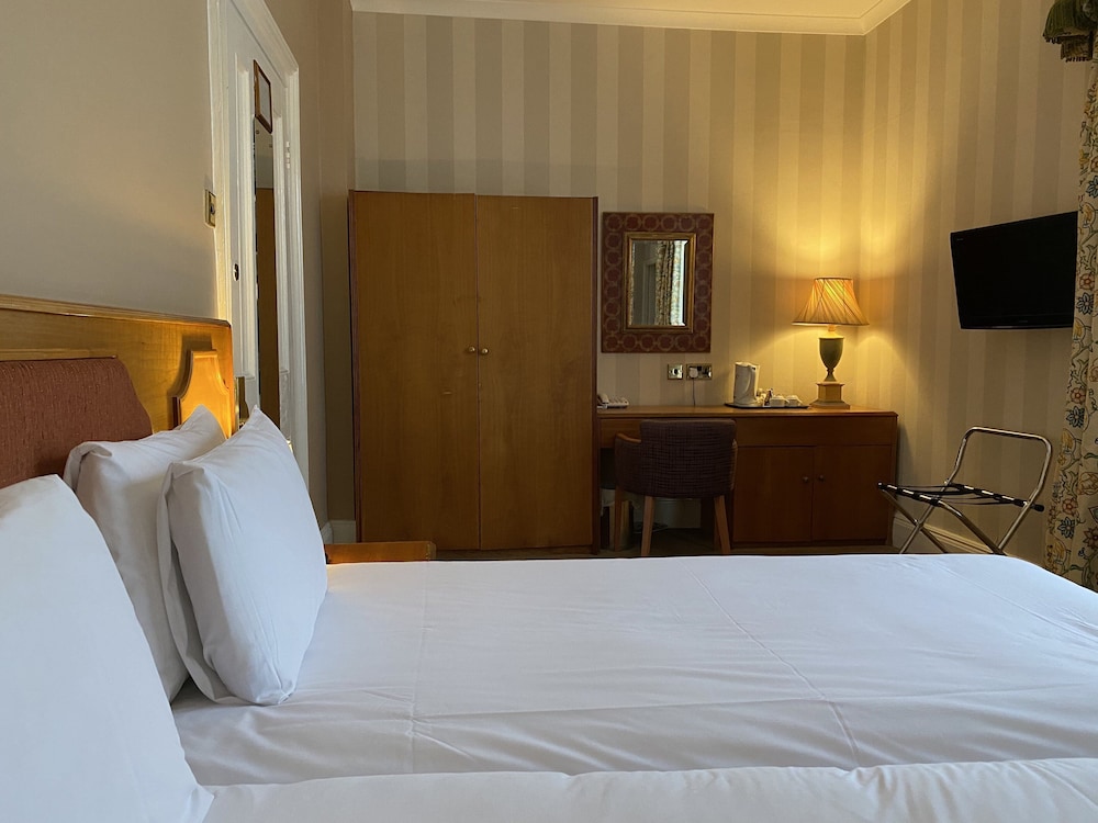 Brook Mollington Banastre Hotel & Spa 16/30