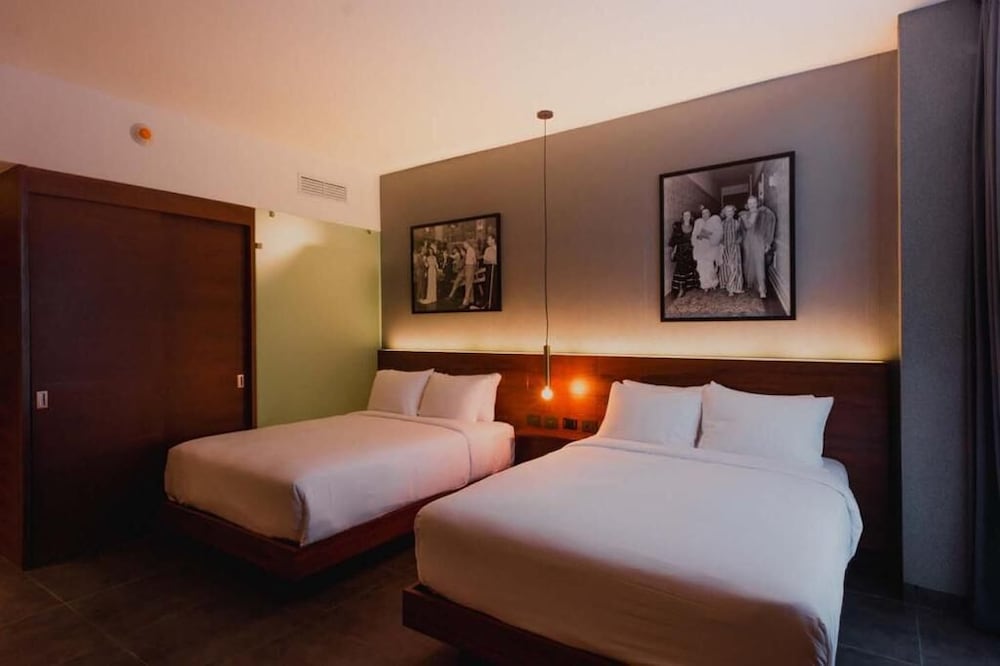 Marquee Playa Hotel 27/76