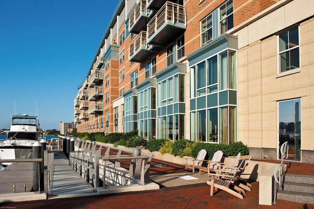 Battery Wharf Hotel Boston Waterfront 59/68