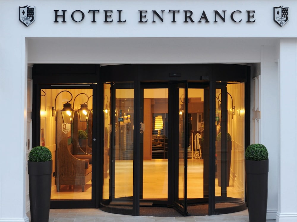 Macdonald Windsor Hotel 5/55