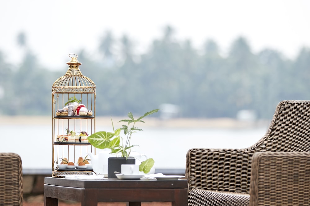 Avani Kalutara 17/50
