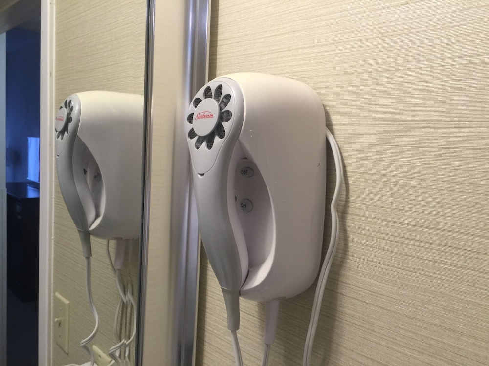 Quality Inn Richmond Airport 17/37