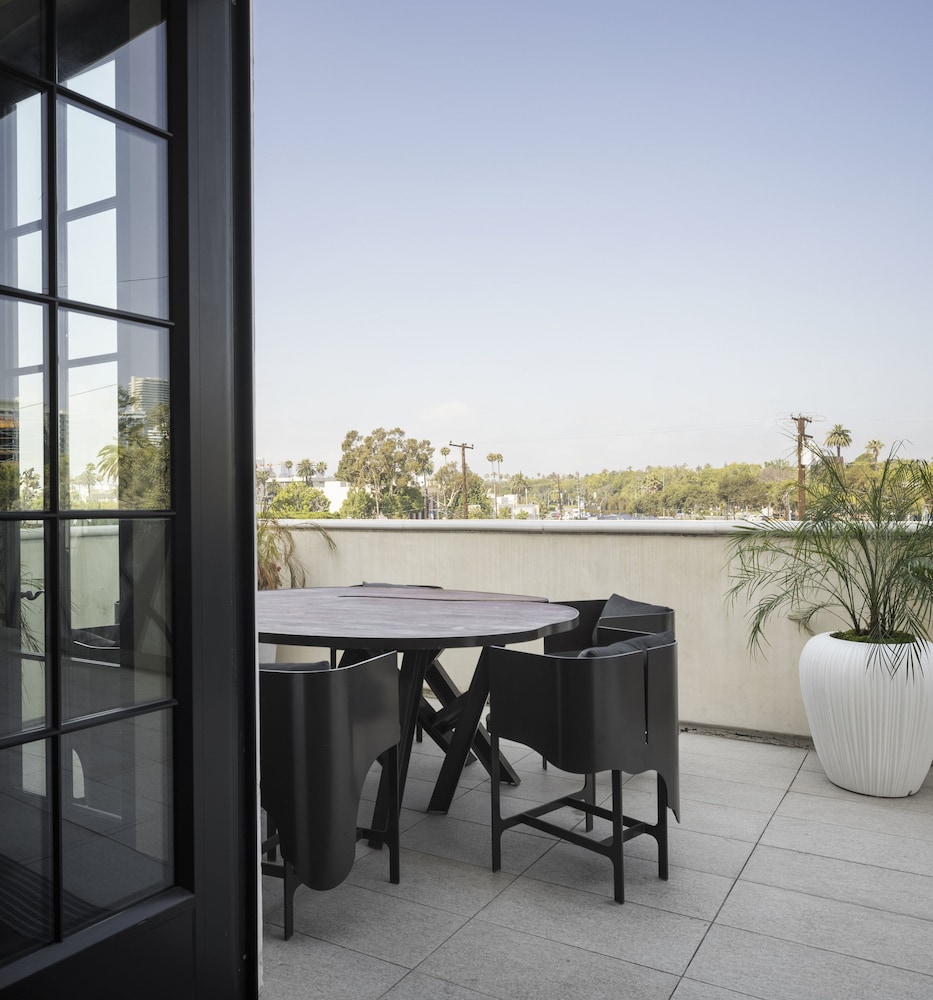 Kimpton La Peer Hotel 68/82