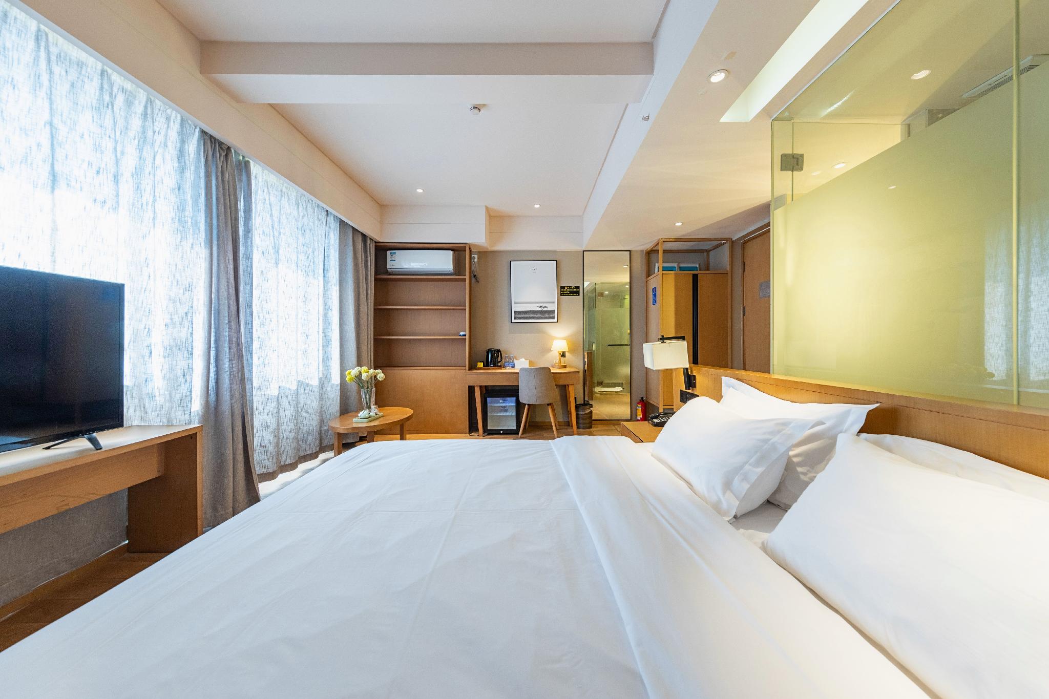 V8 Hotel Zi Yuan Gang 13/53