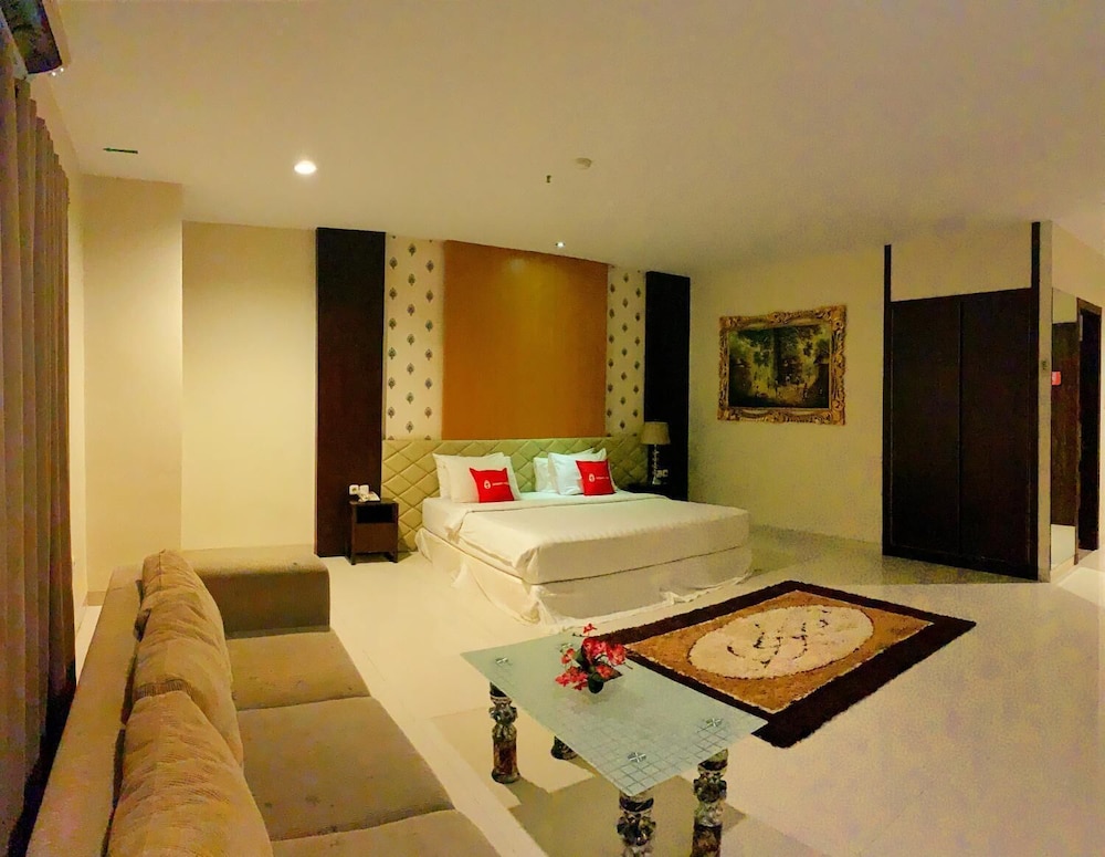 Ameera Hotel 23/37